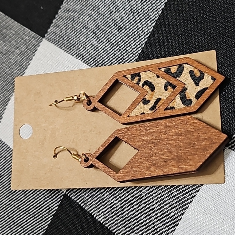 Handmade New Wooden Leopard Print Cut Out Dangle Earrings - Picture 3 of 4